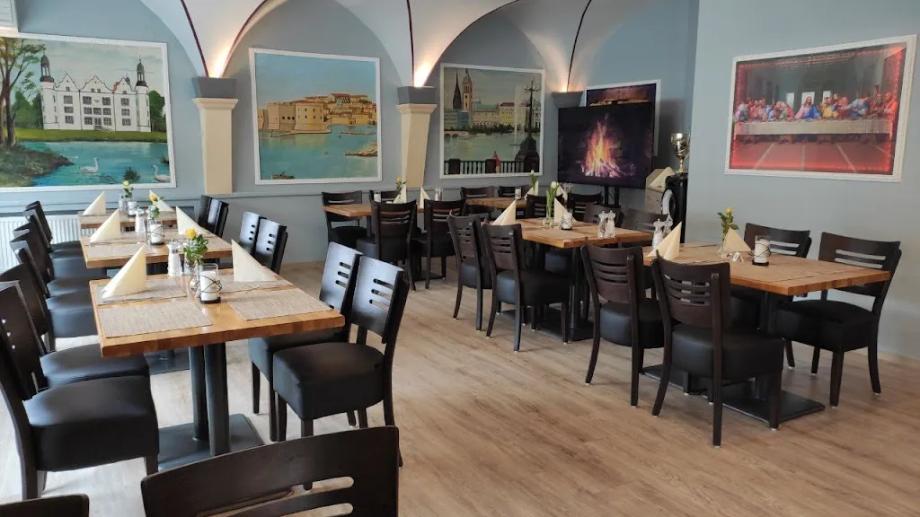 Tunici's Restaurant Ahrensburg_Ahrensburg_slider_image_3