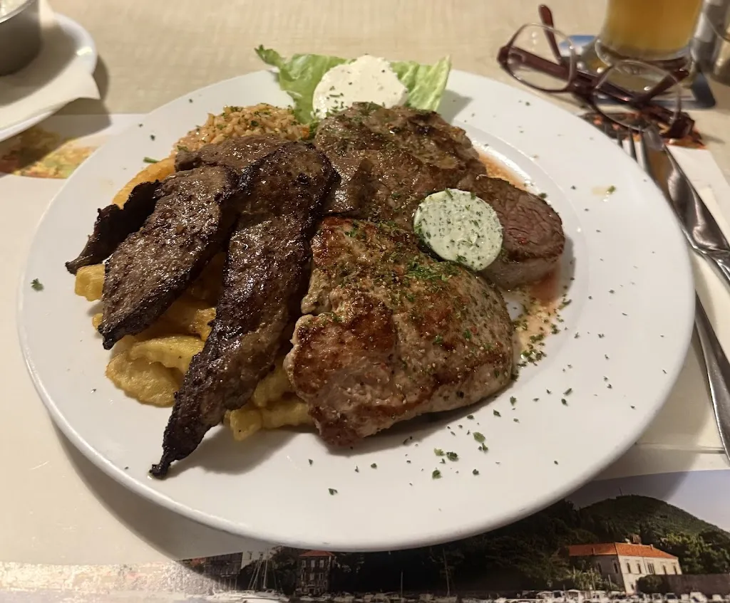 Restaurant Adria restaurant in Barkelsby