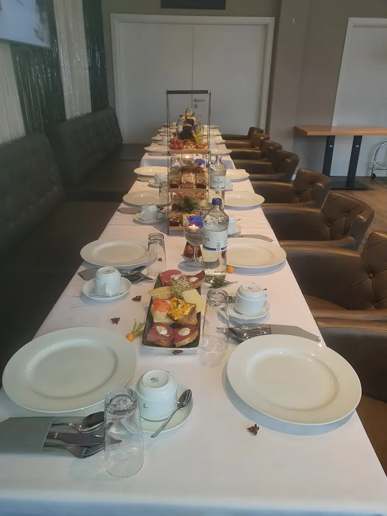 YouVa World Kitchen restaurant in Barsbüttel