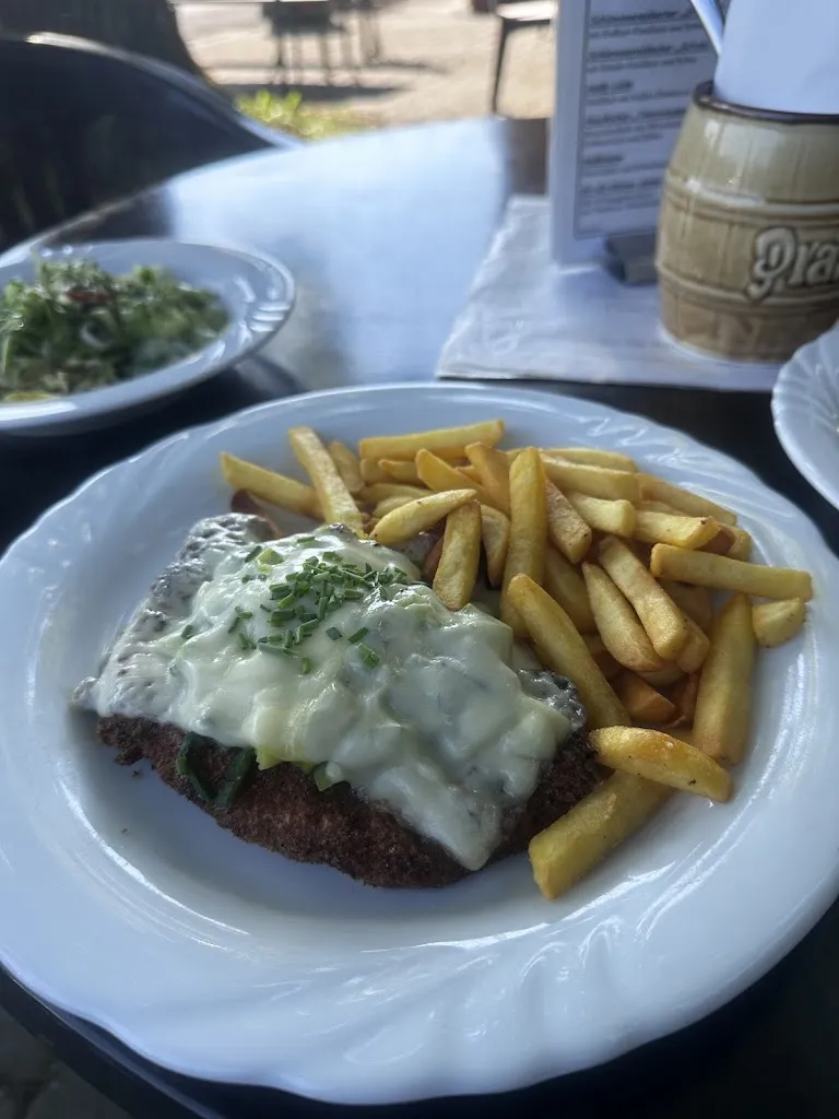 Prakash Simon_Zum Feuchten Trennungspunkt_Gutenstetten_review