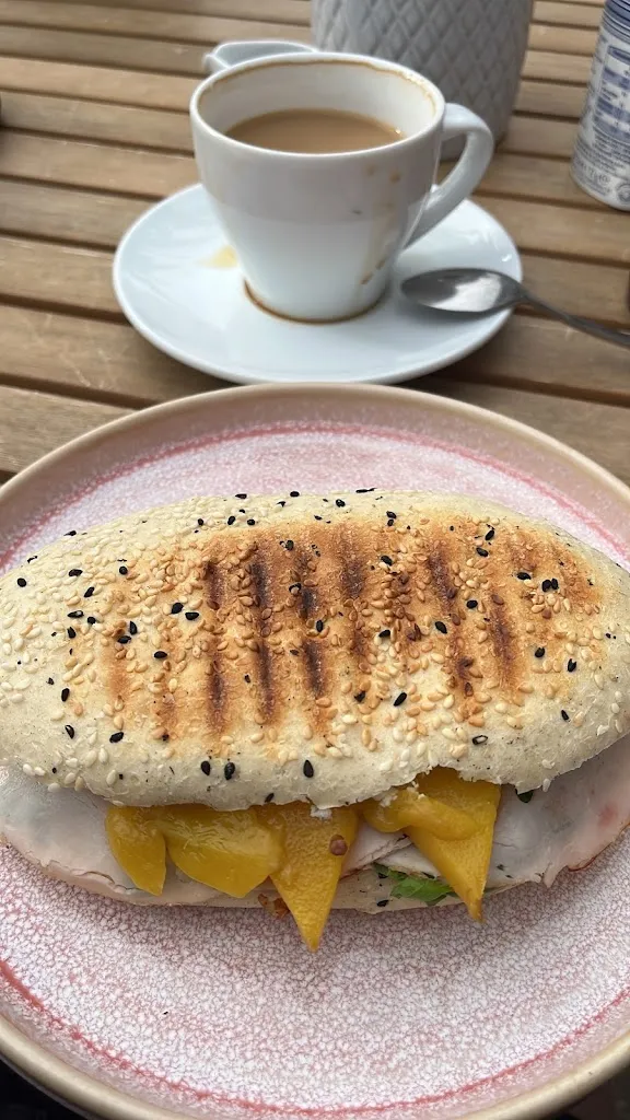 Bleak Guide_Emma´s lieblingsplatz_Bordesholm_recensione