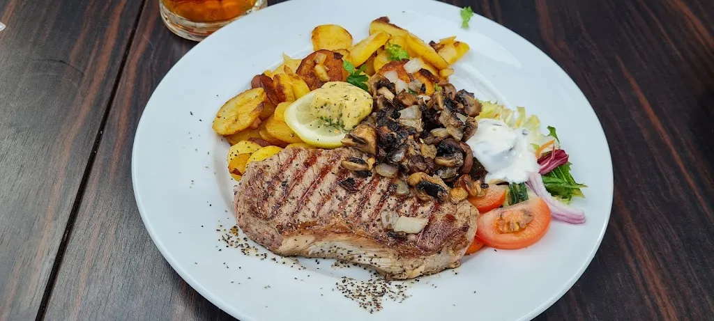 Dorfkrug Grabau - Grabau_Grabau_slider_image_3