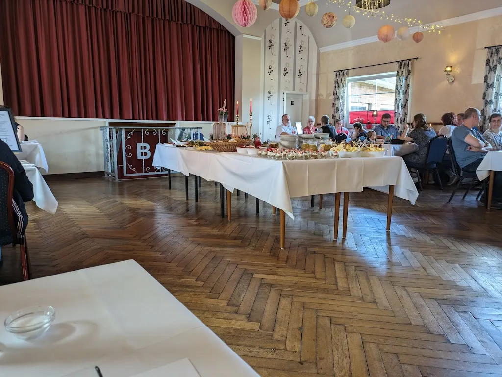 Landgasthof Eiderkrug restaurant in Breiholz