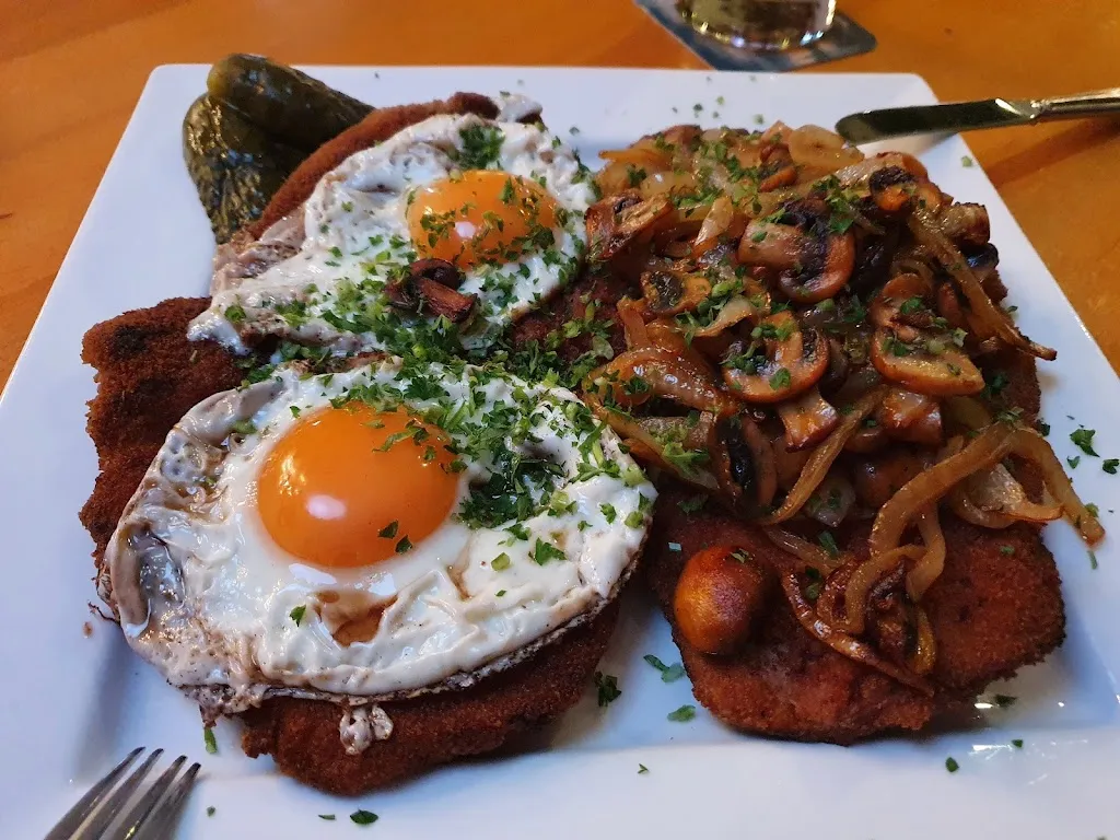 Bürgerstuben Brokstedt Inh. Manfred Petermann Hotelbetrieb_Brokstedt_slider_image_2