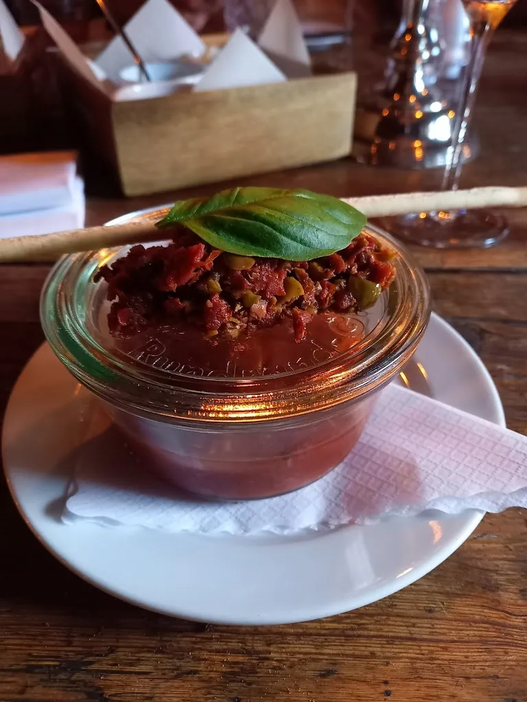 Christian Dieringer_Kuhhaus Gut Damp_Damp_review