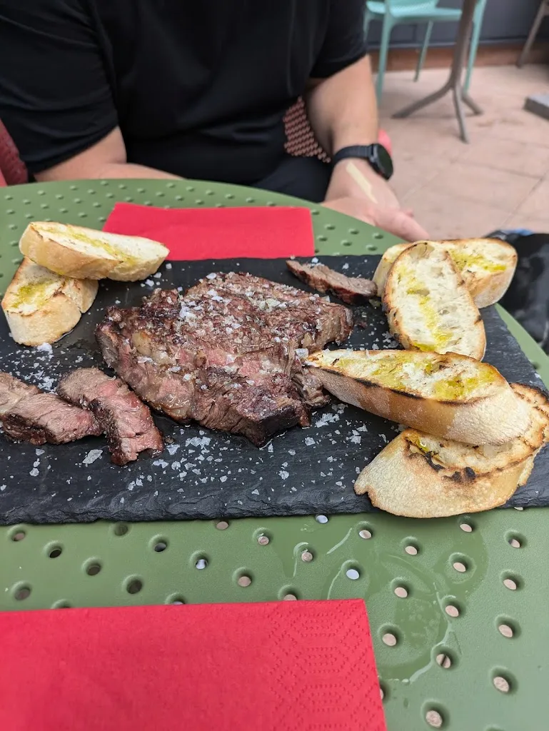 Julius Wellenreiter_Fleisch Atelier_Gröbenzell_review