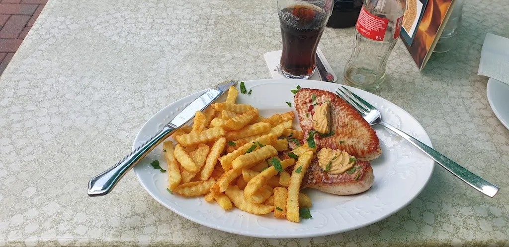 Torhaus Restaurant & Cafe_Brunsbüttel_slider_image_3