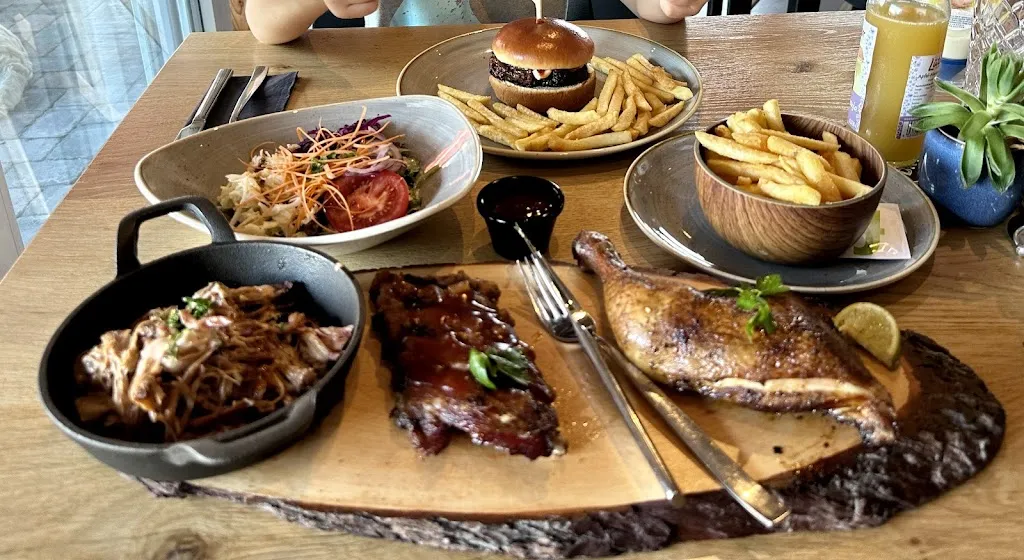 Paul Jozefak_Schuppen11_Hammoor_review