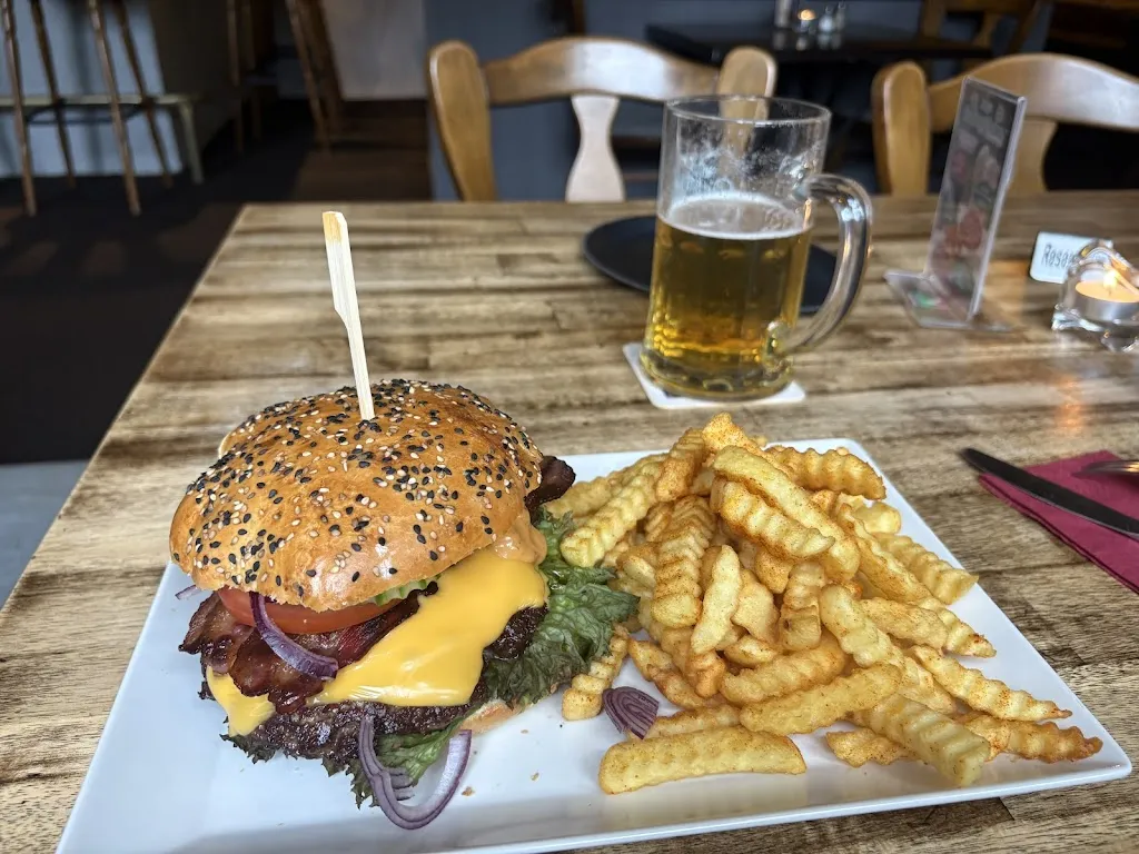 Landgasthaus Hopfenstübchen - Restaurant und Saal Emkendorf_Emkendorf_slider_image_2