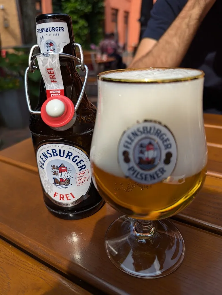 Ola Plecakara_Roter Hof_Flensburg_review