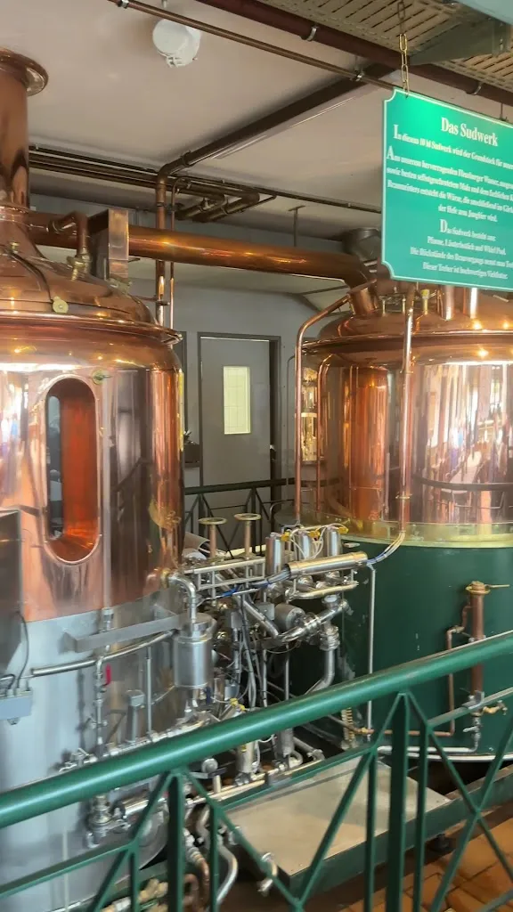 Mihaela Salaru_Hansens Brauerei_Flensburg_reseña