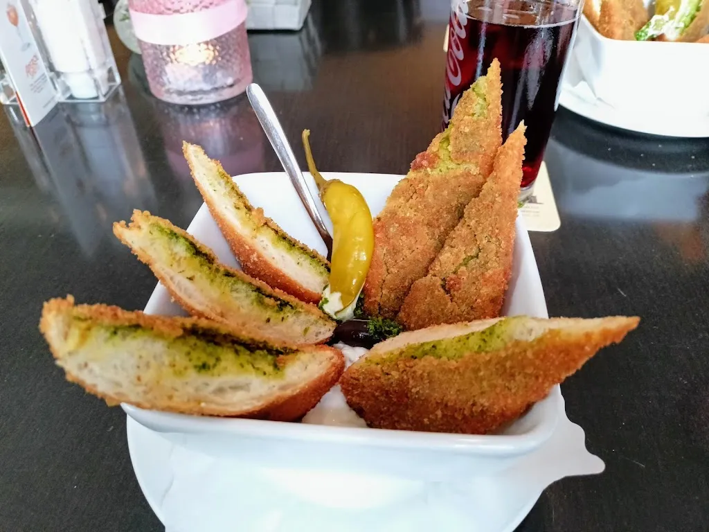 Hans Schultz_Station L_Langballig_review