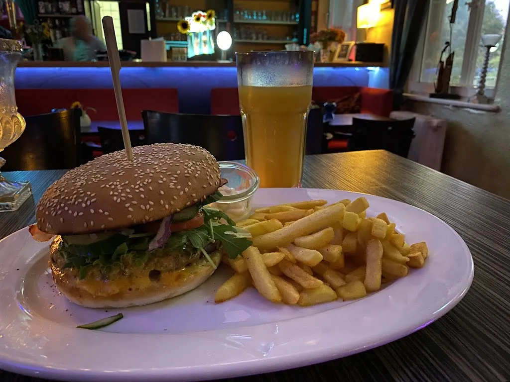 Flintbeker Bahnhof_Flintbek_slider_image_2