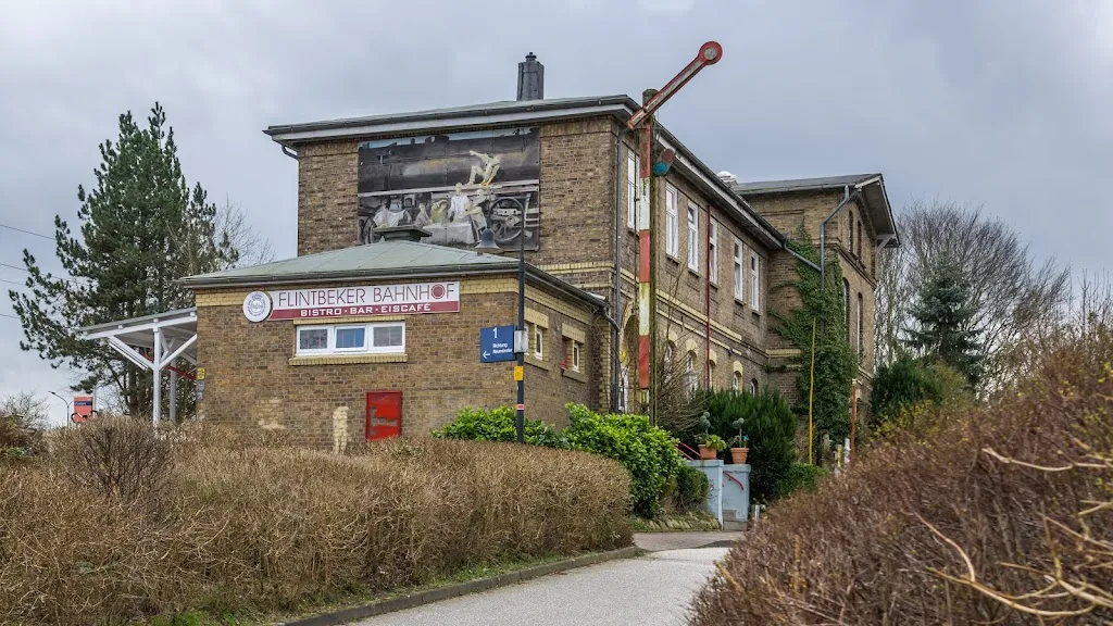 Flintbeker Bahnhof_Flintbek_slider_image_3