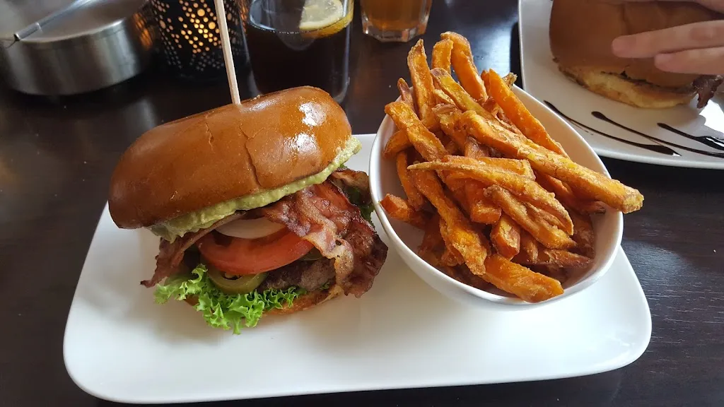 Café am Gröbenbach_Gröbenzell_slider_image_2