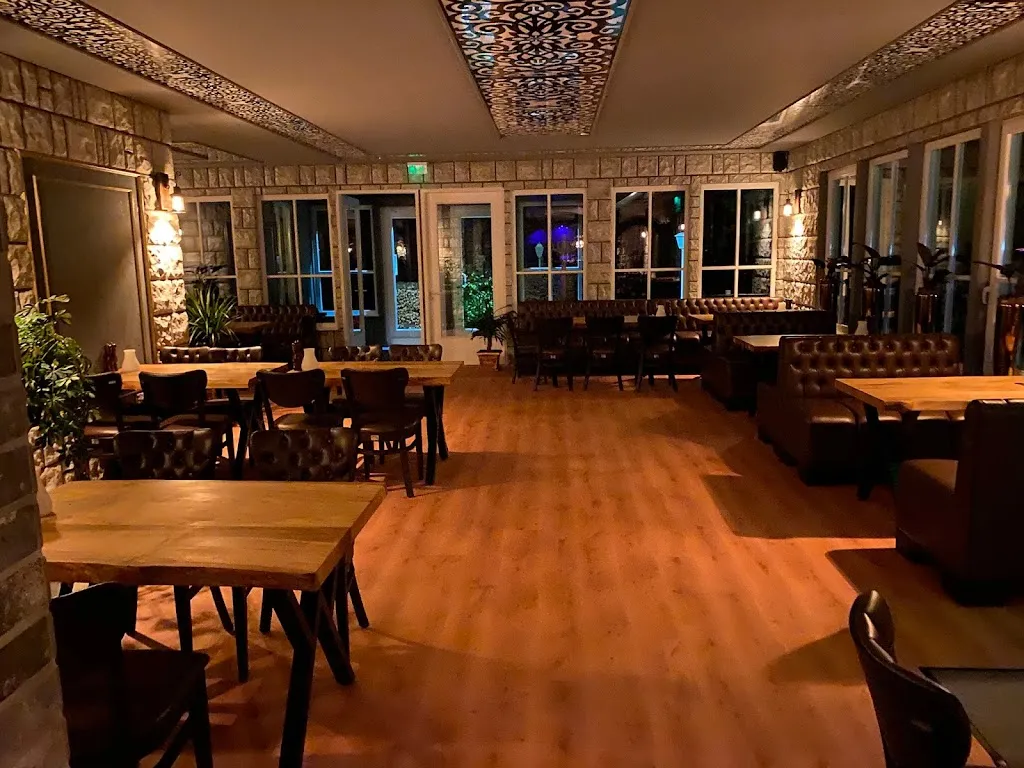 Castello Restaurant restaurant in Tüttendorf