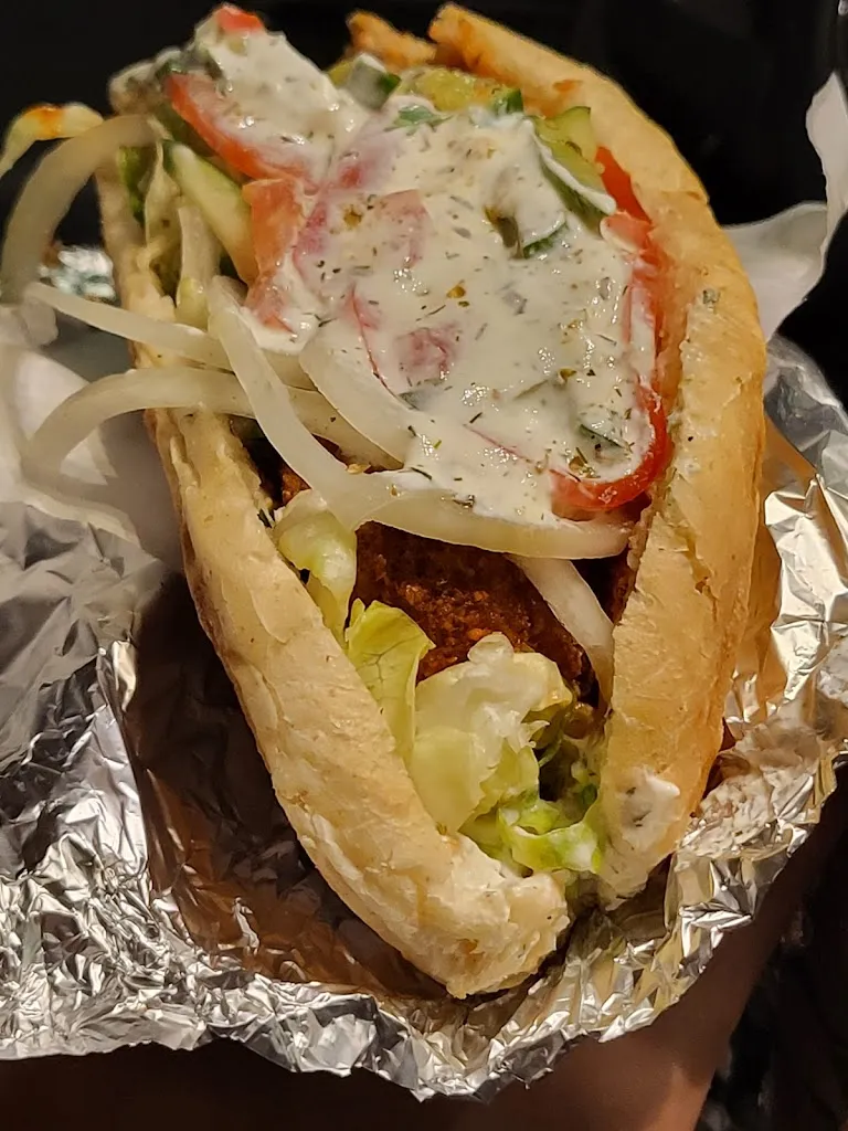 Elina Minouk_Ariana Pizza Haus_Gröbenzell_review