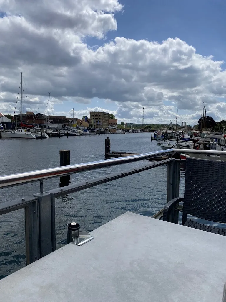 Simon Wip_Restaurant Siegfried Werft_Eckernförde_review