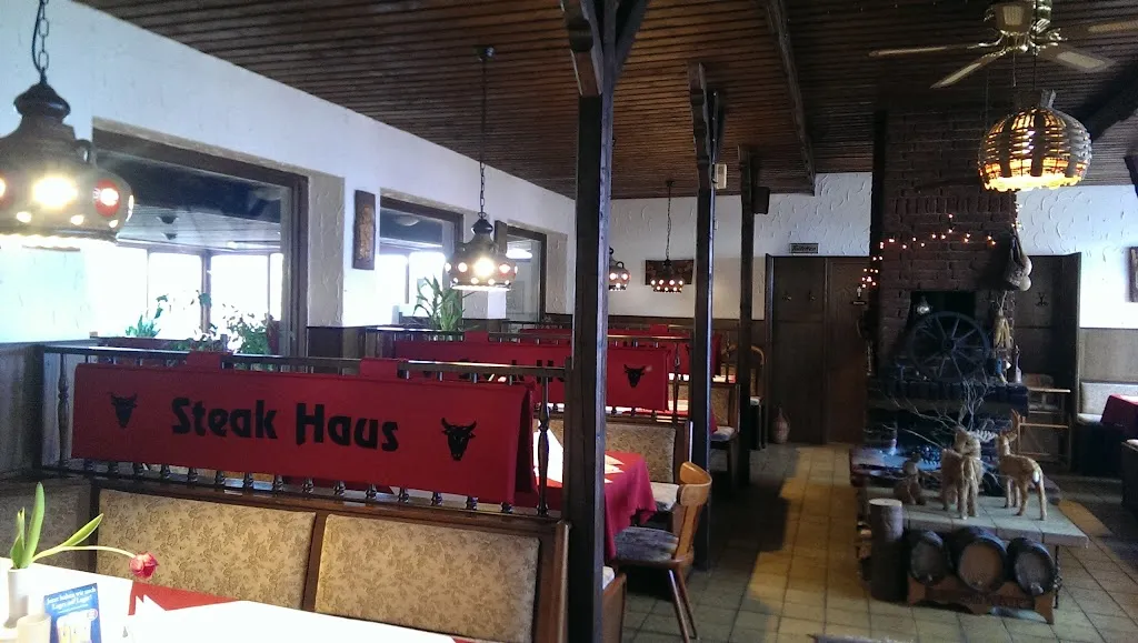 Restaurant und Steak-Haus "Am Kamin" restaurant in Altenhof