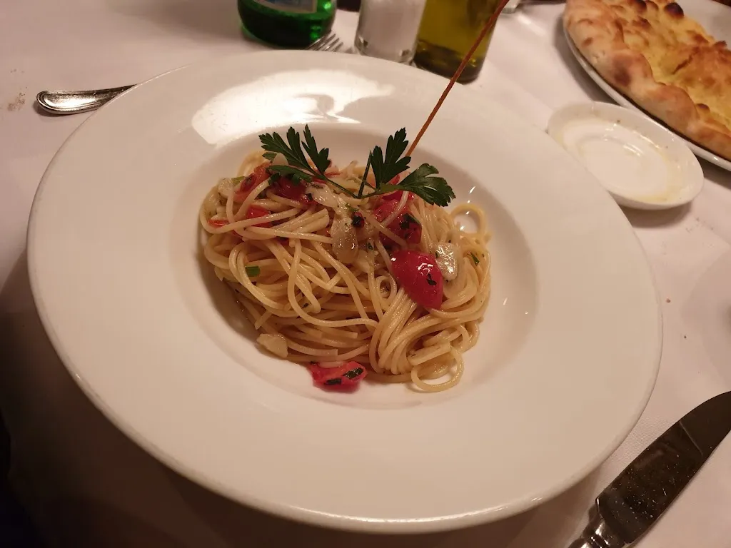 Jens G. Jungfleisch_VILLA ROMANTICA - Cucina Italiana_Olching_review