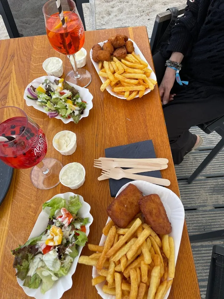 Chrissi Fischer_Land in Sicht - Strandbar_Eckernförde_review