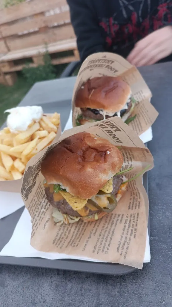 Menu_Burger, Wurscht & Co. - Frieda's Good Food Imbiss_Großenbrode_image_5