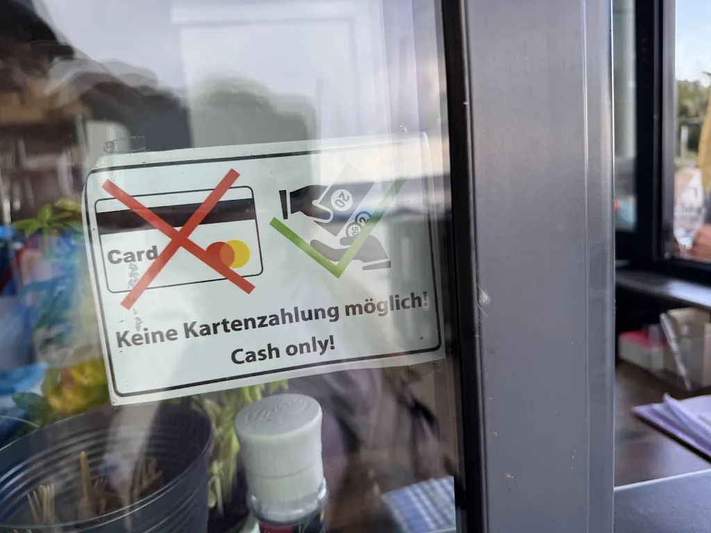 Detlev_Burger, Wurscht & Co. - Frieda's Good Food Imbiss_Großenbrode_review