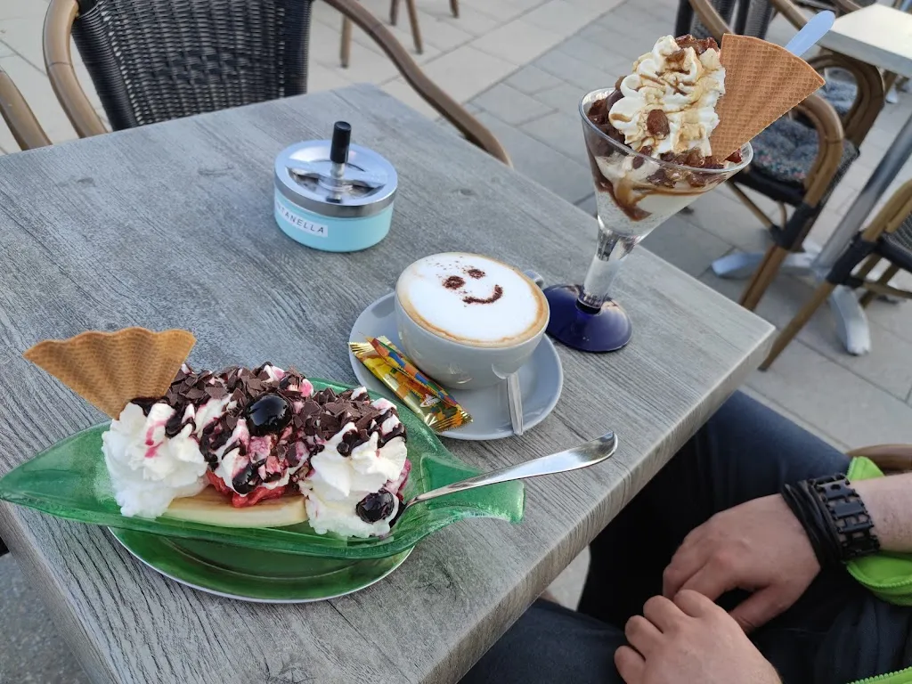 Menu_Eiscafe Fontanella Grossenbrode_Großenbrode_image_6