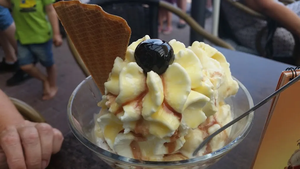 Menu_Eiscafe Fontanella Grossenbrode_Großenbrode_image_8