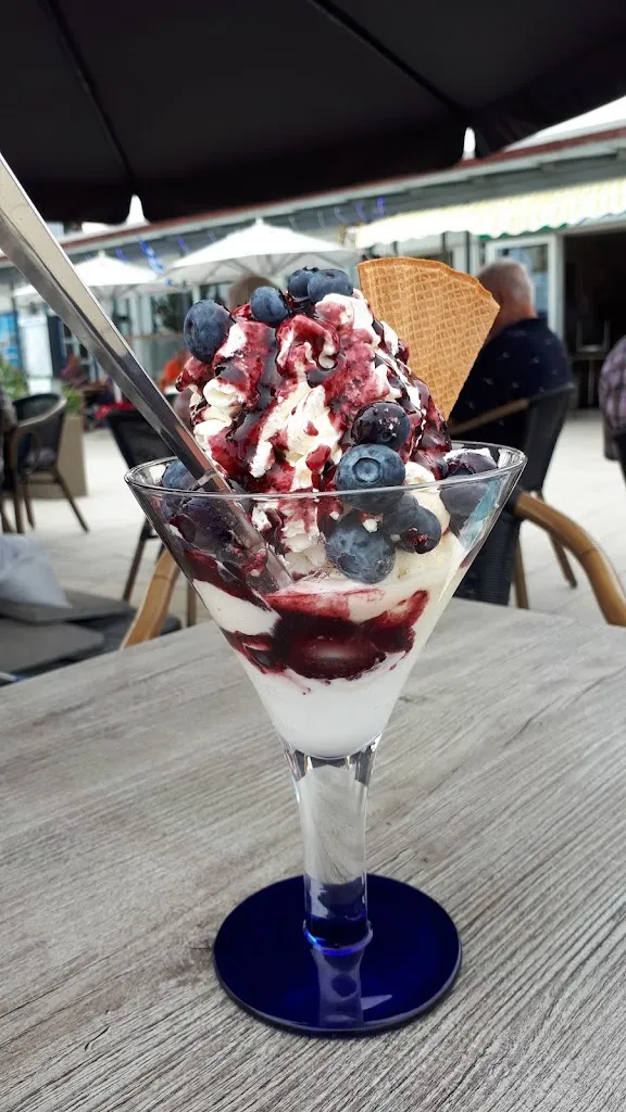 Menu_Eiscafe Fontanella Grossenbrode_Großenbrode_image_9