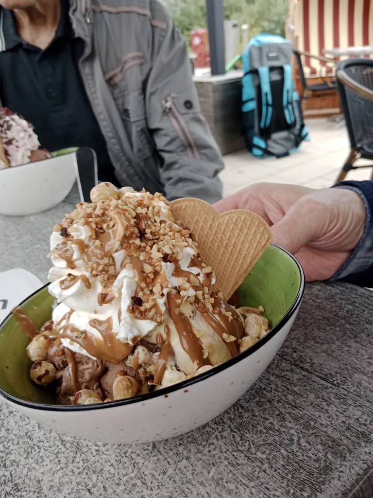 Ingrid Fischer_Eiscafe Fontanella Grossenbrode_Großenbrode_review