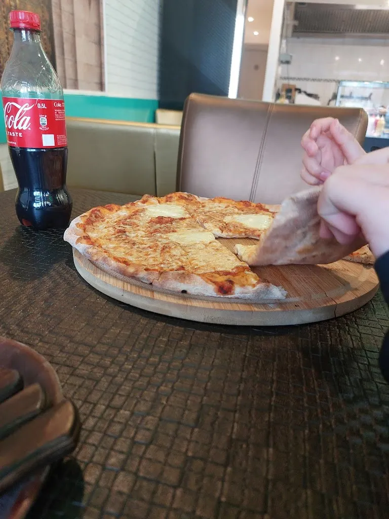 Menu_Arian Pizza Restaurant Harisslee_Harrislee_immagine_7