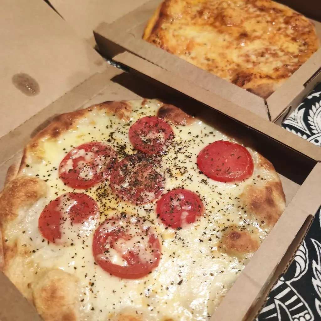 Arian Pizza Restaurant Harisslee_Harrislee_slider_image_3