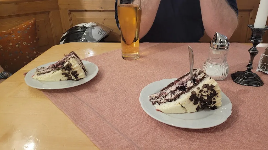 Grandl's Hofcafe,_Oberbayern_slider_image_2