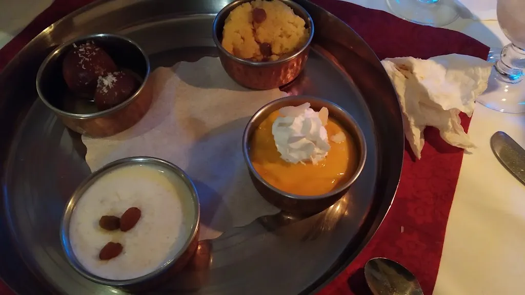 Lola_Taj Mahal Haag_Oberbayern_review