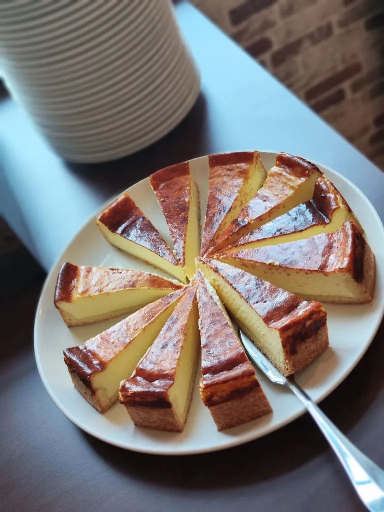 Restaurant Zweizack_Holstein_slider_image_3