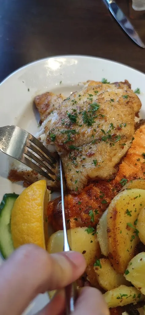 Treffpunkt Fischhalle_Heiligenhafen_slider_image_2