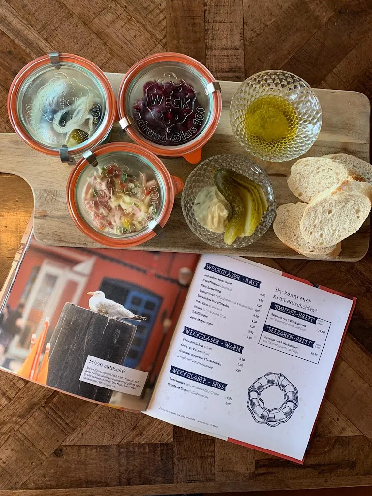 Hafenkneipe Heiligenhafen GbR_Heiligenhafen_slider_image_3