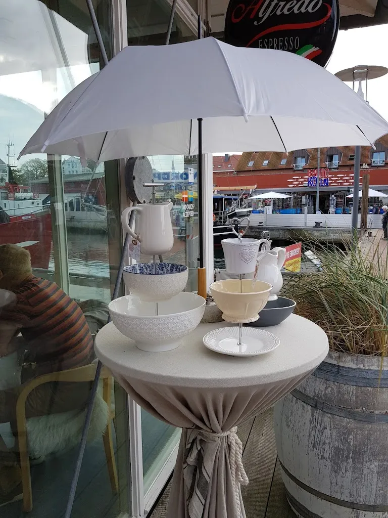 Bistro-Café Möwenschiet_Heiligenhafen_slider_image_1