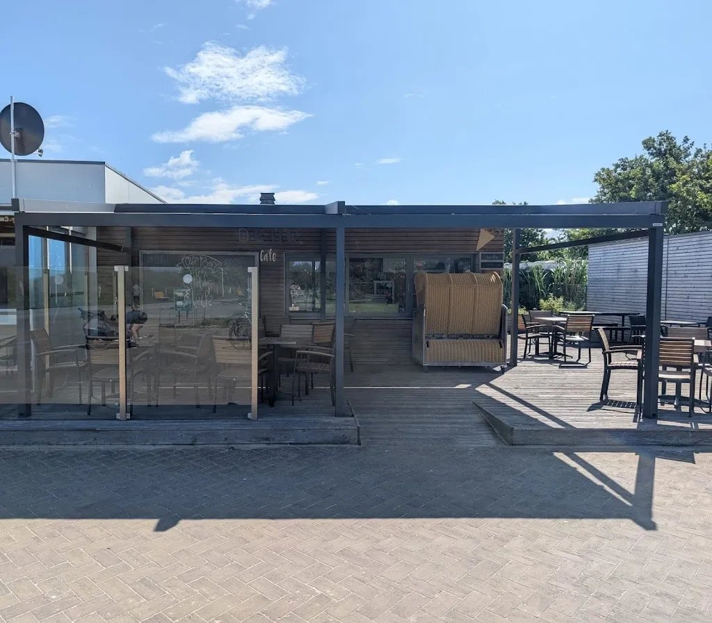 Den Nau_Café Bene_Heiligenhafen_review