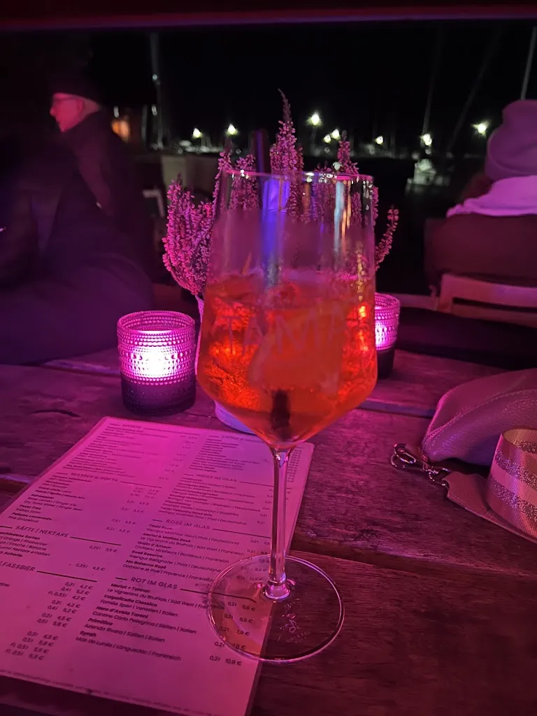 Katja Heine-Zebisch_Tashi_Heiligenhafen_Bewertung