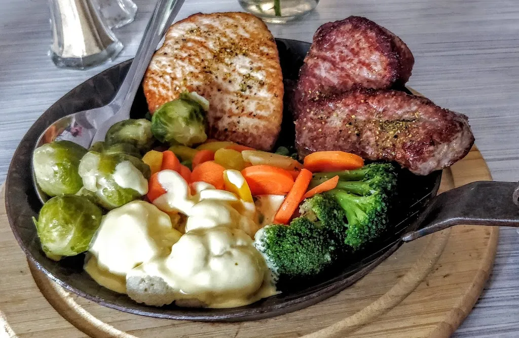 Gasthaus Rosenhof_Offenseth-Sparrieshoop_slider_image_2