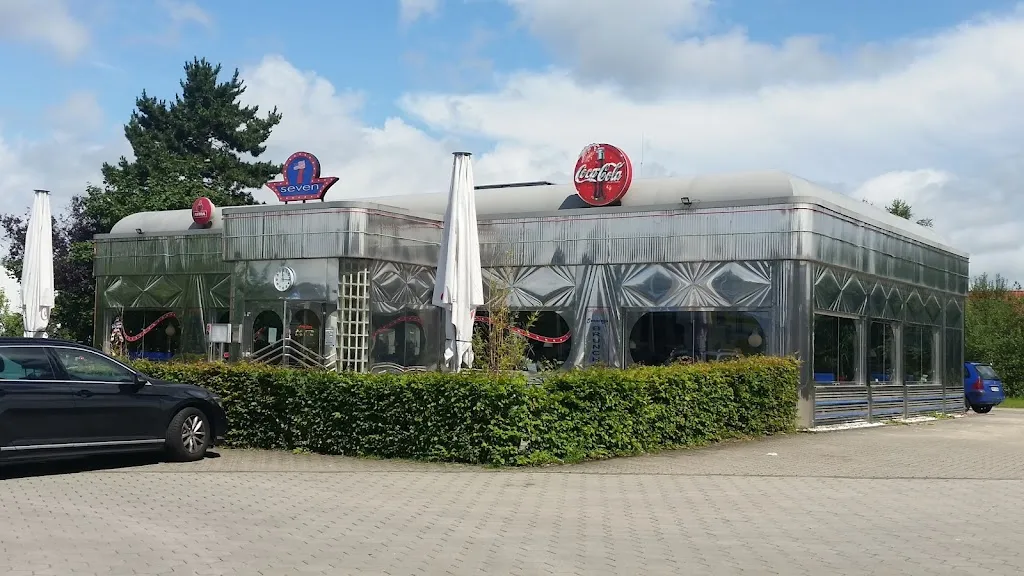 Seven Diners_Kaltenkirchen_slider_image_1