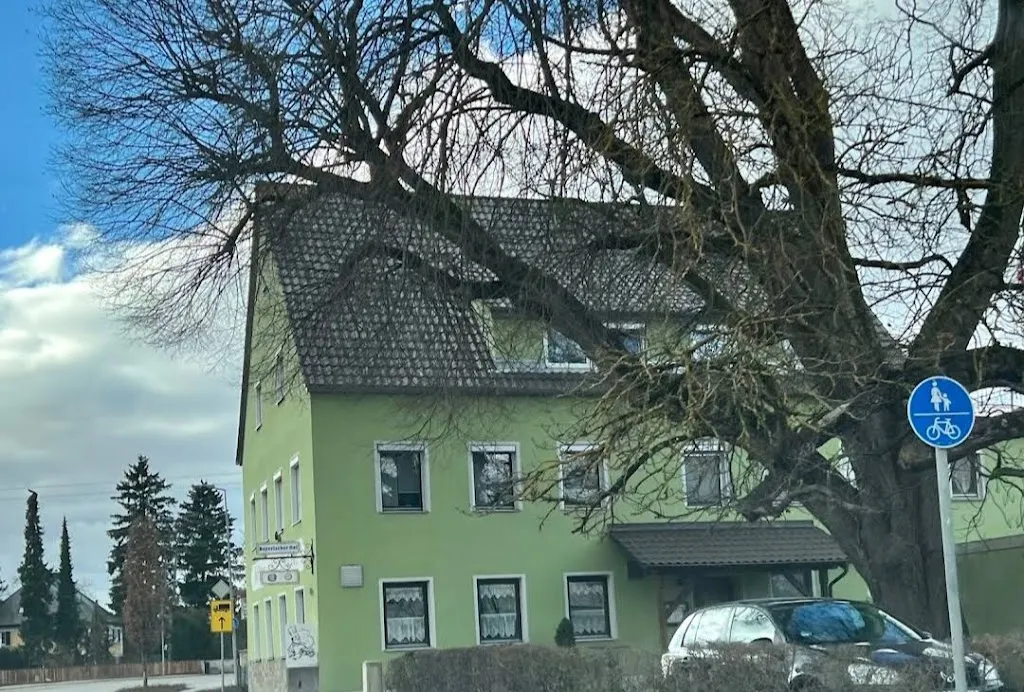 Gasthaus Bayerischer Hof restaurant in Donau