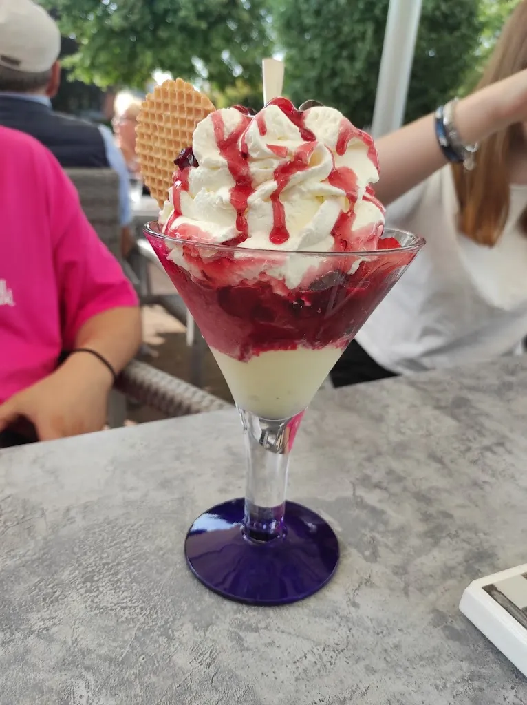 Menu_Eiscafe - Bistro 