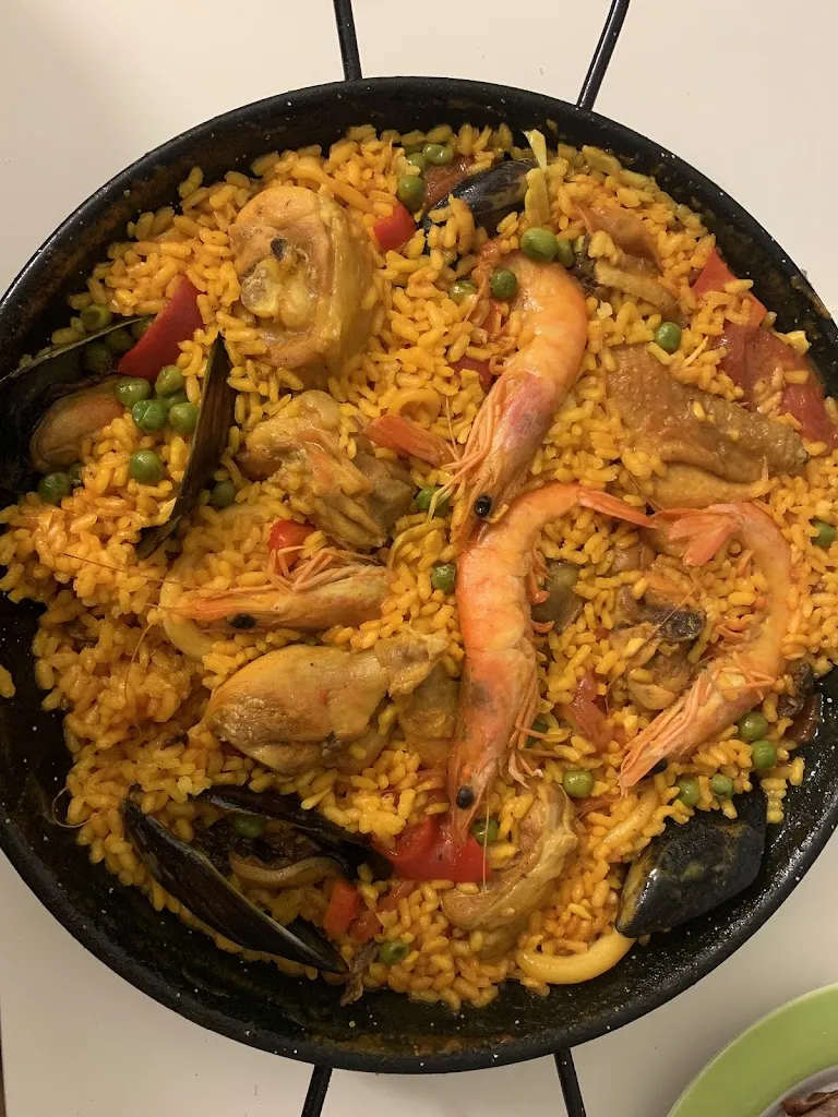 Gervin John Ibot_La Bodega_Gundelfingen_review