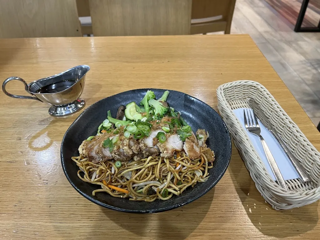 Gilad Isak_Dr. Wok_Gundelfingen_review