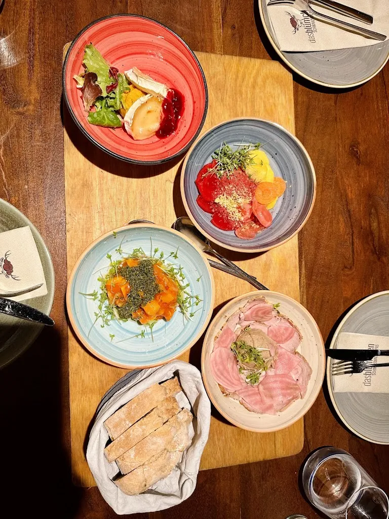 Astrid Creuzburg_Das Blümchen Freiburg_Breisgau_review