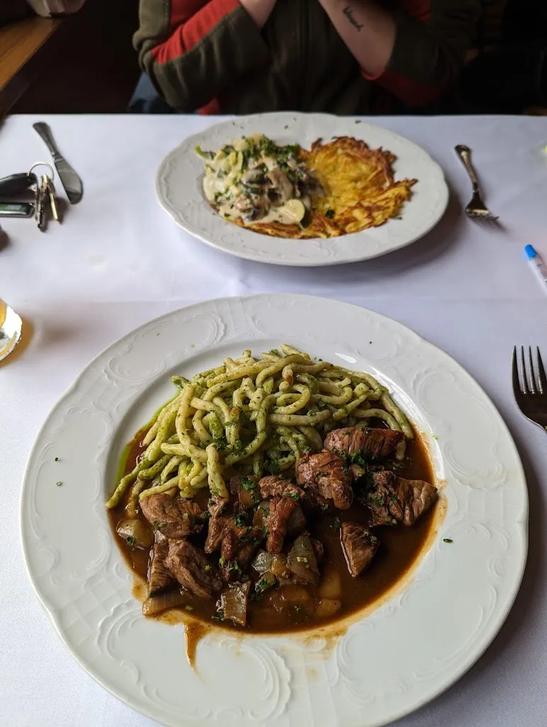 Luis Figueroa_Waldrestaurant Zähringer Burg - Freiburg im Breisgau_Breisgau_review