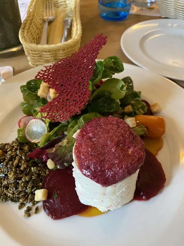 cecelia Wight_Kybfelsen_Breisgau_review